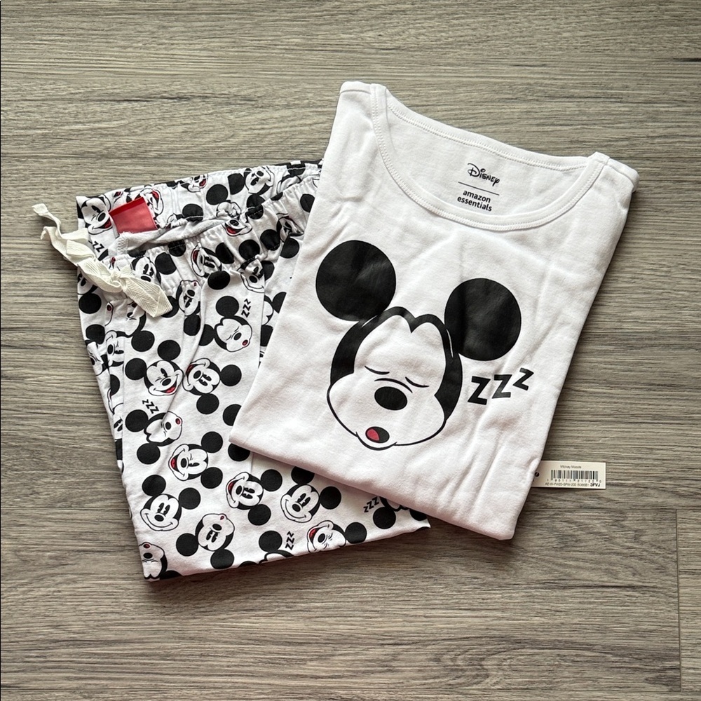 Disney White & Black Mickey Mouse Kids Pajama Set Size Small